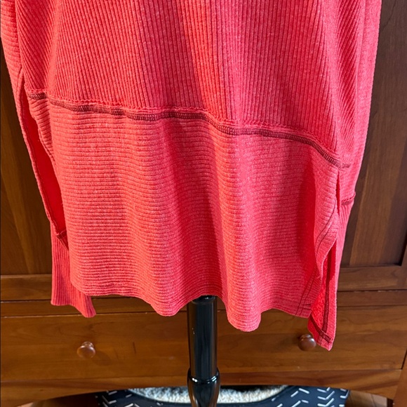 We The Free Vibrant Coral Tunic Top - Picture 3 of 7